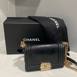 Channel flapbag , Les Auckla Luce/black